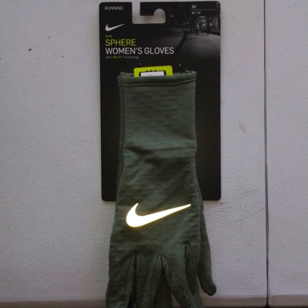 Nike spere womens gloves